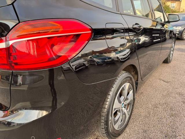 BMW 2 Series Gran Tourer 1.5 218i SE 5dr Estate Petrol Black