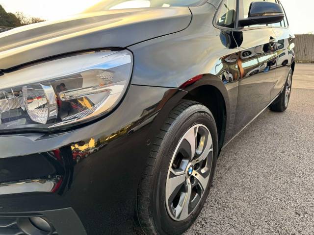 BMW 2 Series Gran Tourer 1.5 218i SE 5dr Estate Petrol Black