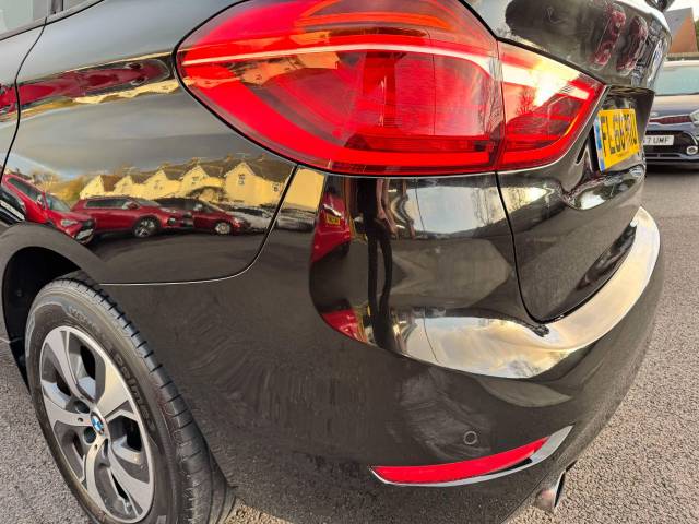 BMW 2 Series Gran Tourer 1.5 218i SE 5dr Estate Petrol Black