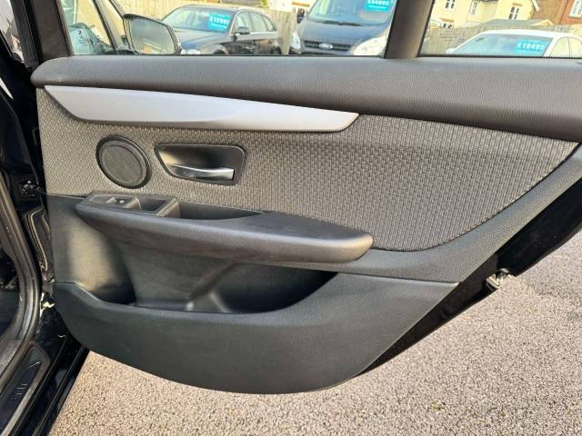 BMW 2 Series Gran Tourer 1.5 218i SE 5dr Estate Petrol Black