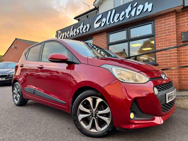 Hyundai i10 1.2 Premium SE 5dr Hatchback Petrol Red