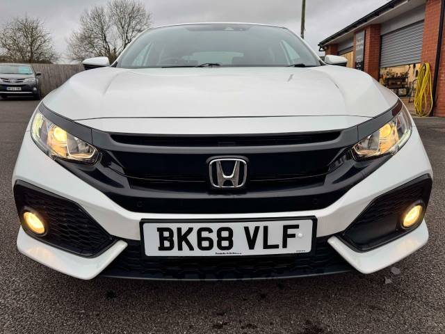 Honda Civic 1.0 VTEC Turbo 126 SR 5dr Hatchback Petrol White
