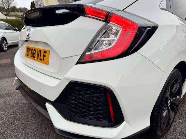 Honda Civic 1.0 VTEC Turbo 126 SR 5dr Hatchback Petrol White