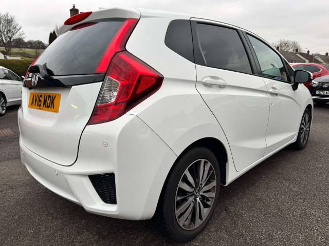 Honda Jazz 1.3 EX Navi 5dr Hatchback Petrol White