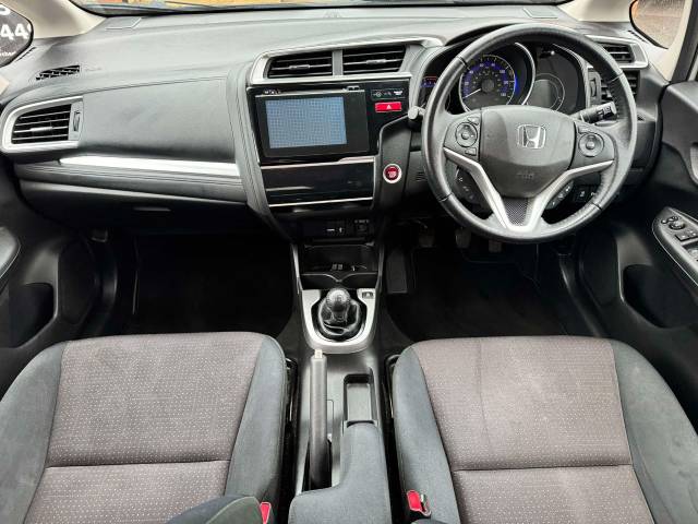 Honda Jazz 1.3 EX Navi 5dr Hatchback Petrol White
