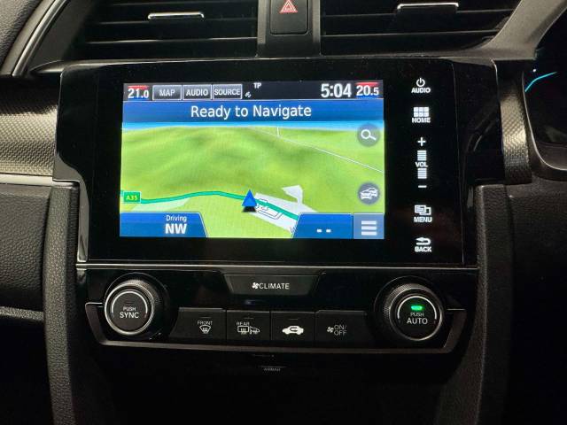 Honda Civic 1.0 VTEC Turbo 126 SR 5dr Hatchback Petrol White
