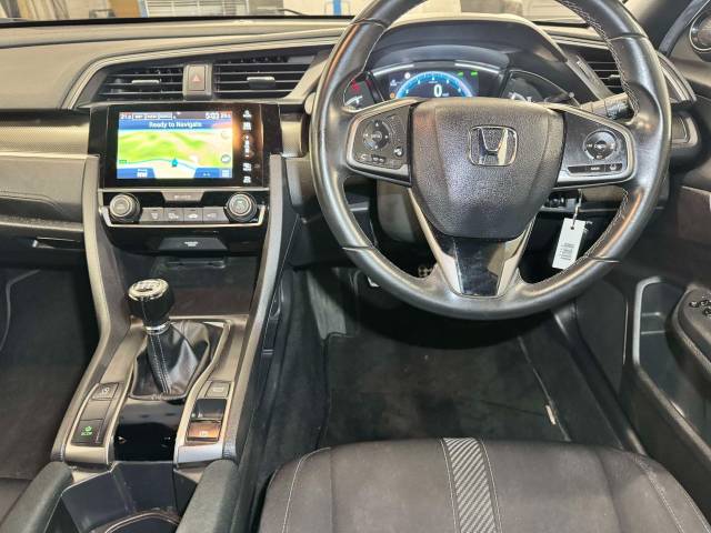 Honda Civic 1.0 VTEC Turbo 126 SR 5dr Hatchback Petrol White