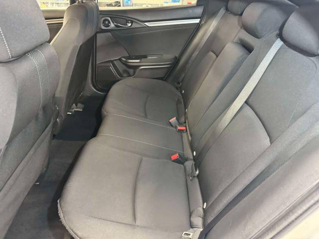 Honda Civic 1.0 VTEC Turbo 126 SR 5dr Hatchback Petrol White