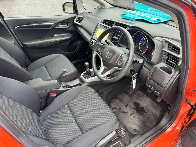 Honda Jazz 1.3 i-VTEC SE Navi 5dr Hatchback Petrol Orange