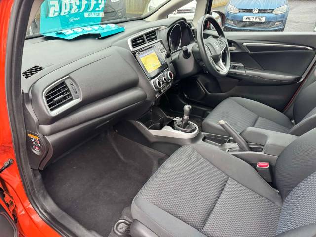 Honda Jazz 1.3 i-VTEC SE Navi 5dr Hatchback Petrol Orange