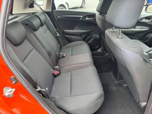 Honda Jazz 1.3 i-VTEC SE Navi 5dr Hatchback Petrol Orange