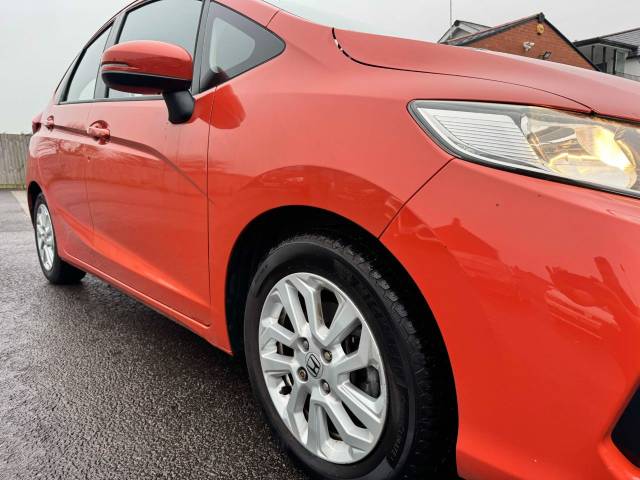 Honda Jazz 1.3 i-VTEC SE Navi 5dr Hatchback Petrol Orange