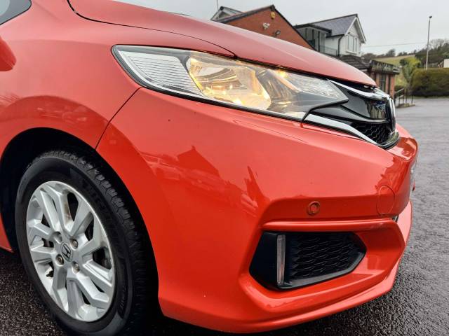 Honda Jazz 1.3 i-VTEC SE Navi 5dr Hatchback Petrol Orange