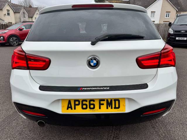 BMW 1 Series 2.0 118d M Sport 5dr [Nav] Hatchback Diesel White