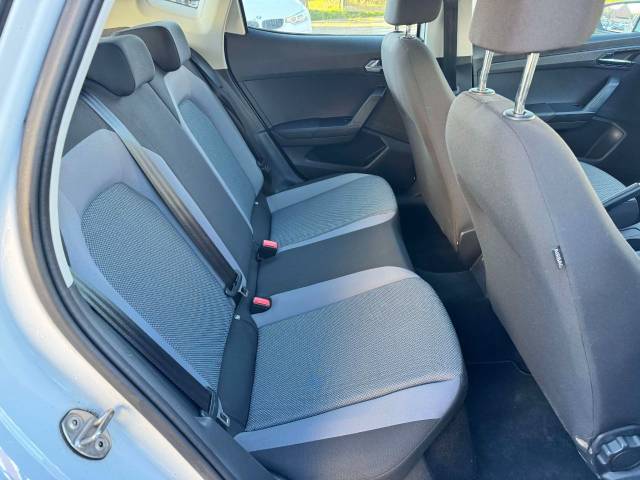 SEAT Arona 1.0 TSI SE Technology [EZ] 5dr Hatchback Petrol White