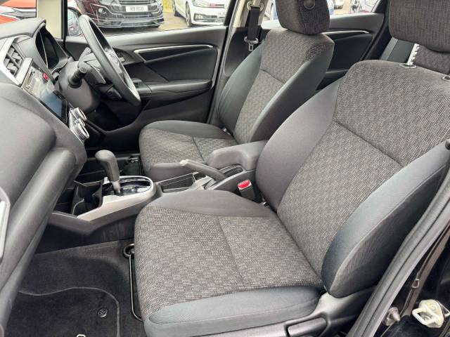 Honda Jazz 1.3 SE 5dr CVT Hatchback Petrol Black