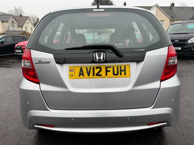 Honda Jazz 1.4 i-VTEC ES 5dr CVT Hatchback Petrol Silver