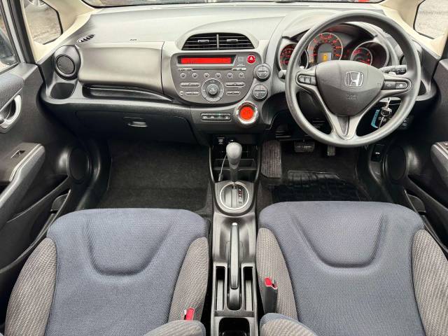 Honda Jazz 1.4 i-VTEC ES 5dr CVT Hatchback Petrol Silver