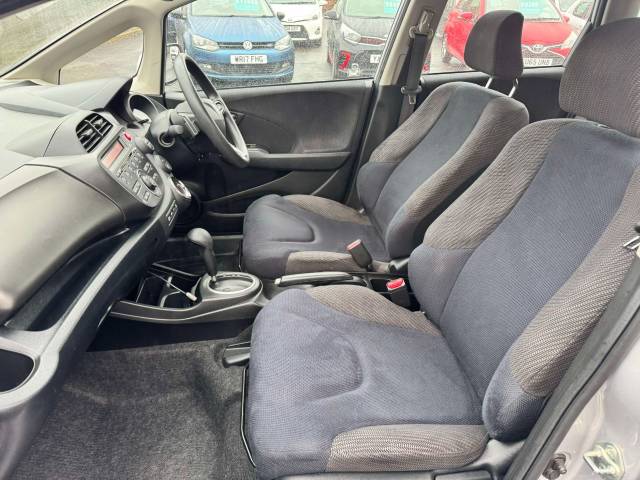 Honda Jazz 1.4 i-VTEC ES 5dr CVT Hatchback Petrol Silver