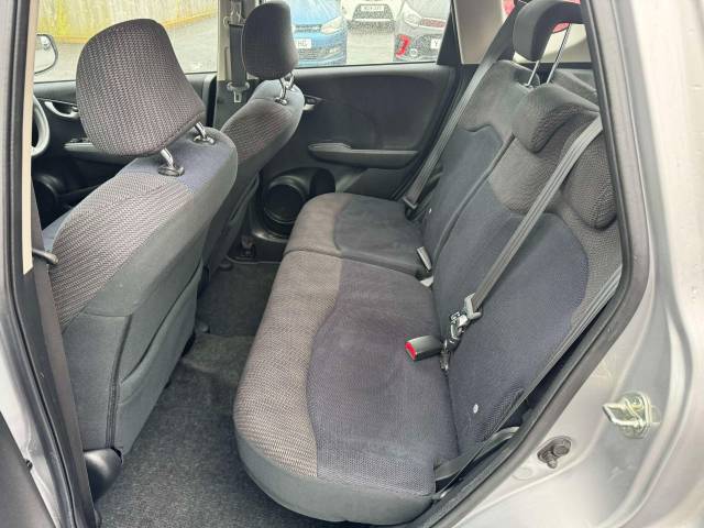 Honda Jazz 1.4 i-VTEC ES 5dr CVT Hatchback Petrol Silver