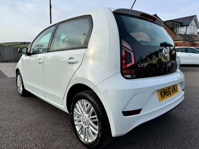 Volkswagen Up 1.0 Move Up 5dr ASG Hatchback Petrol White