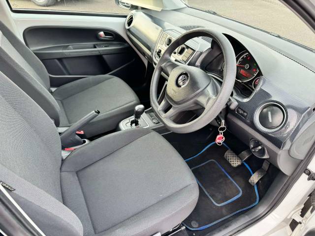 Volkswagen Up 1.0 Move Up 5dr ASG Hatchback Petrol White