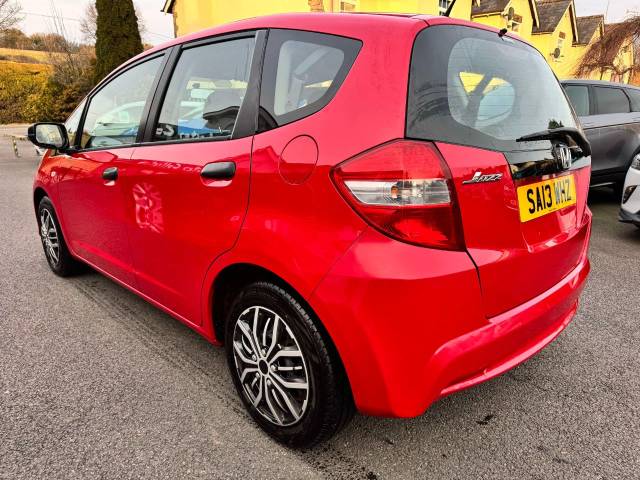 Honda Jazz 1.2 i-VTEC S 5dr [AC] Hatchback Petrol Red