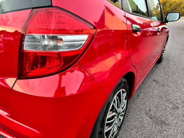 Honda Jazz 1.2 i-VTEC S 5dr [AC] Hatchback Petrol Red