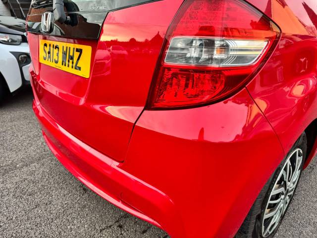Honda Jazz 1.2 i-VTEC S 5dr [AC] Hatchback Petrol Red