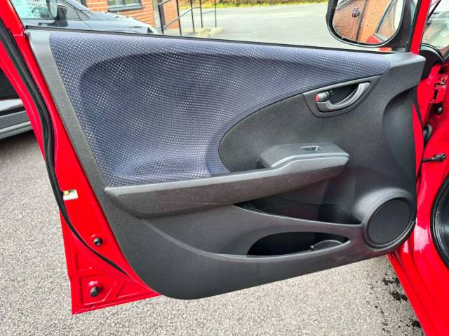 Honda Jazz 1.2 i-VTEC S 5dr [AC] Hatchback Petrol Red
