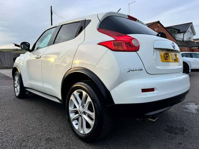 Nissan Juke 1.5 dCi Acenta 5dr [Sport Pack] Hatchback Diesel White