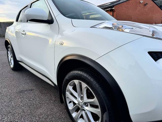 Nissan Juke 1.5 dCi Acenta 5dr [Sport Pack] Hatchback Diesel White