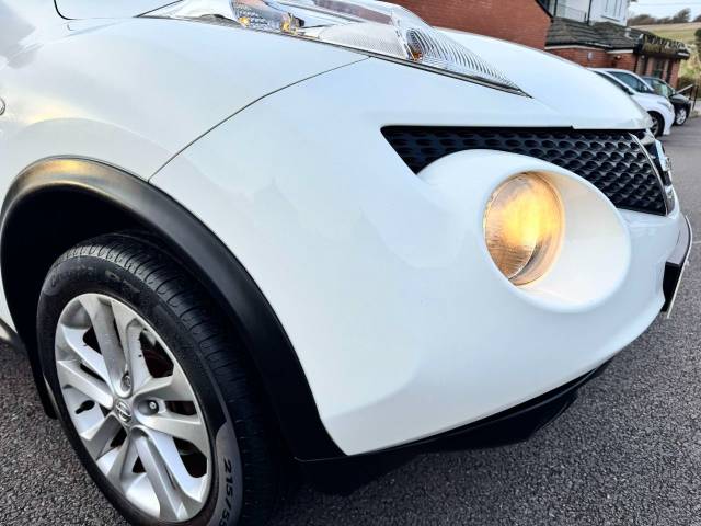 Nissan Juke 1.5 dCi Acenta 5dr [Sport Pack] Hatchback Diesel White