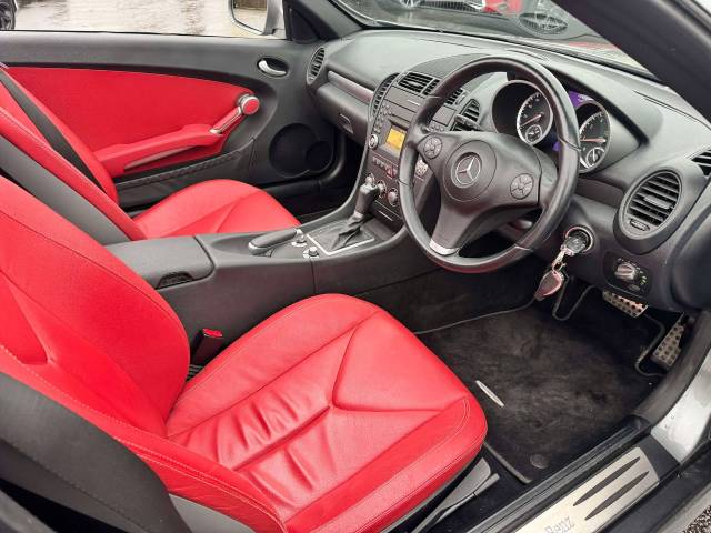 Mercedes-Benz SLK 3.0 SLK 300 2dr Tip Auto Convertible Petrol Silver