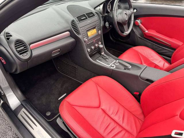 Mercedes-Benz SLK 3.0 SLK 300 2dr Tip Auto Convertible Petrol Silver