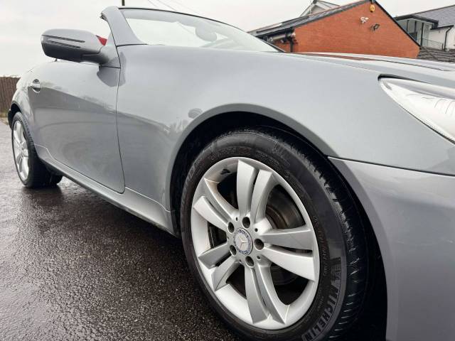 Mercedes-Benz SLK 3.0 SLK 300 2dr Tip Auto Convertible Petrol Silver