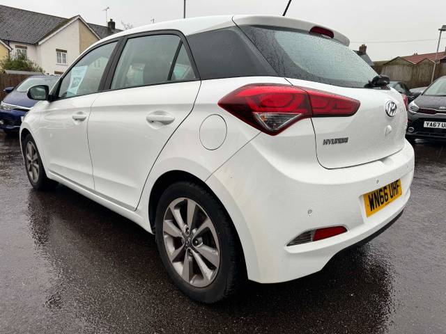 Hyundai i20 1.0T GDI Turbo Edition 5dr Hatchback Petrol White