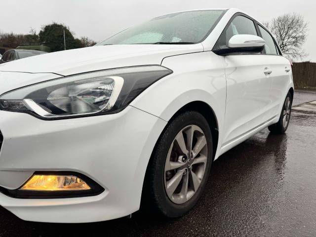 Hyundai i20 1.0T GDI Turbo Edition 5dr Hatchback Petrol White