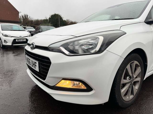 Hyundai i20 1.0T GDI Turbo Edition 5dr Hatchback Petrol White