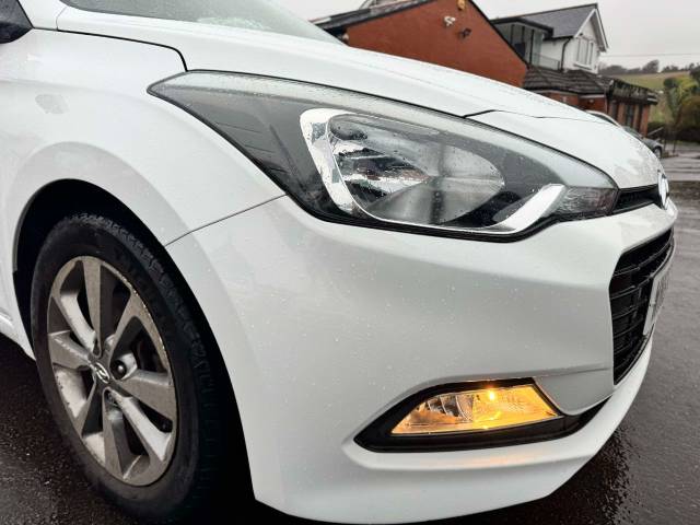 Hyundai i20 1.0T GDI Turbo Edition 5dr Hatchback Petrol White