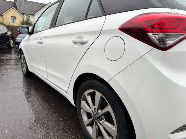 Hyundai i20 1.0T GDI Turbo Edition 5dr Hatchback Petrol White