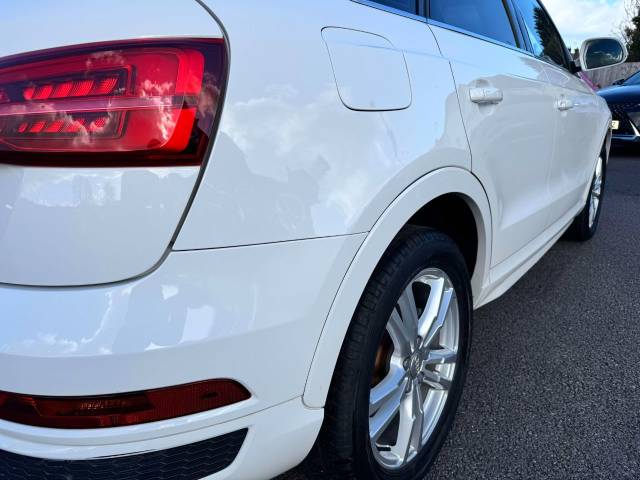 Audi Q3 2.0 TDI S Line Navigation 5dr Estate Diesel White