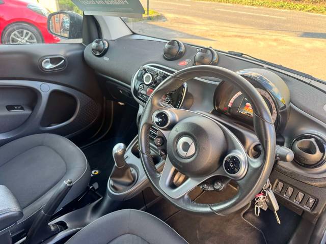 Smart Fortwo Coupe 1.0 Passion 2dr Coupe Petrol Black