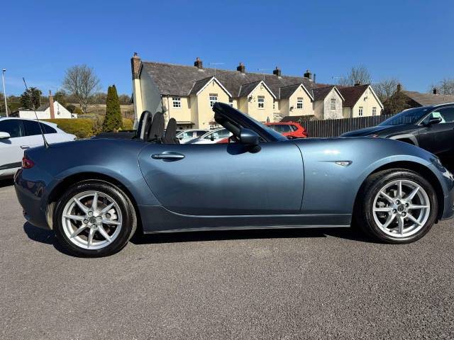 Mazda MX-5 1.5 SE-L Nav 2dr Convertible Petrol Blue