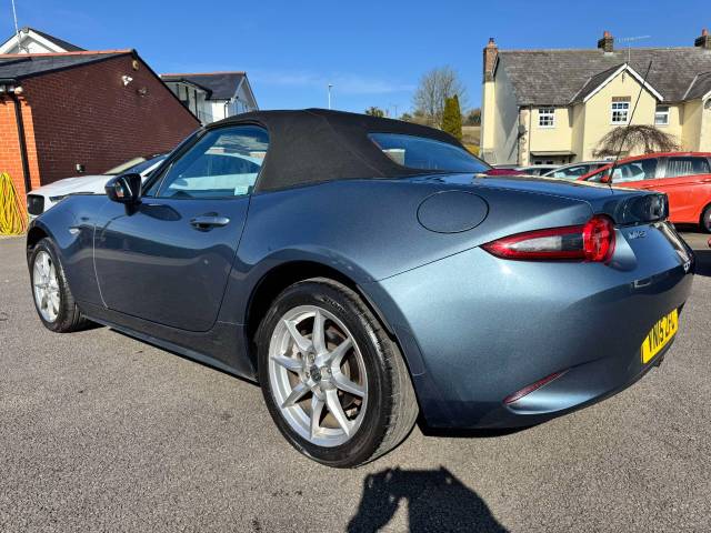 Mazda MX-5 1.5 SE-L Nav 2dr Convertible Petrol Blue