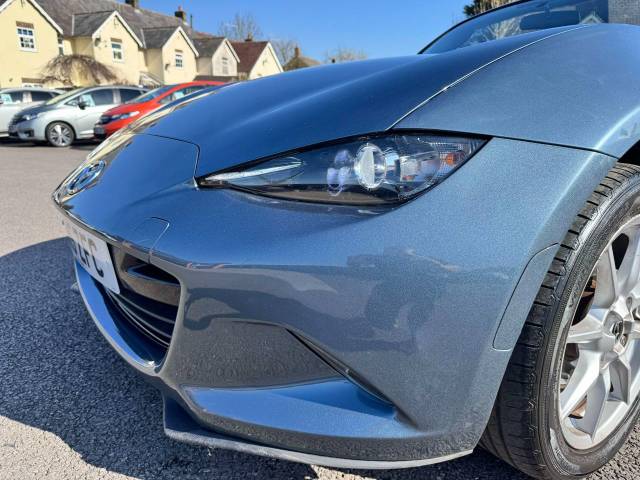 Mazda MX-5 1.5 SE-L Nav 2dr Convertible Petrol Blue