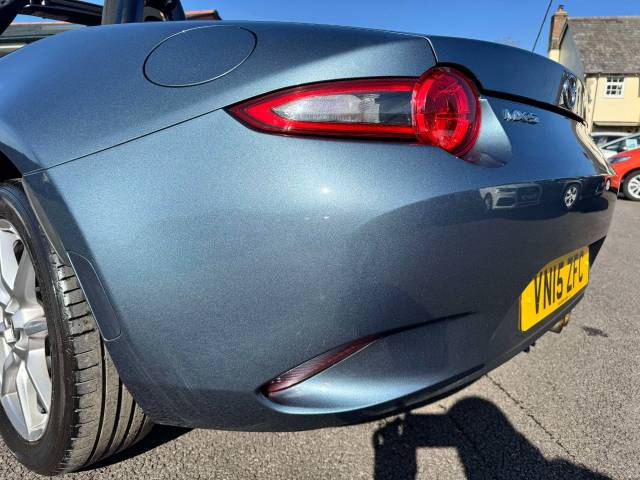 Mazda MX-5 1.5 SE-L Nav 2dr Convertible Petrol Blue