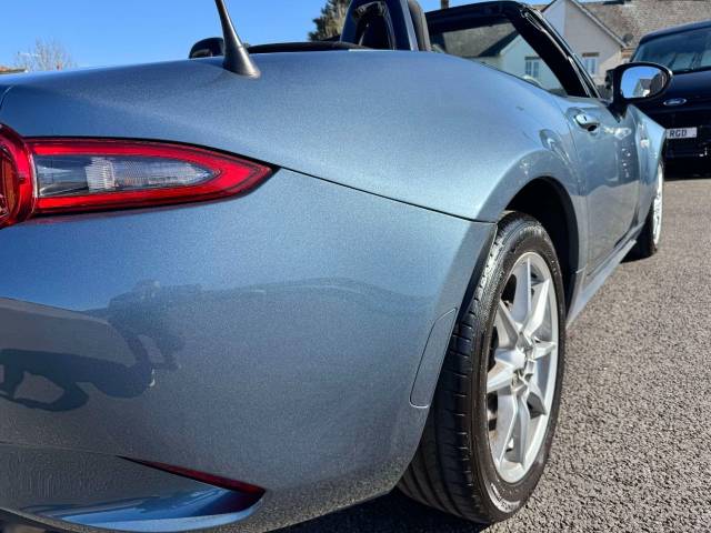 Mazda MX-5 1.5 SE-L Nav 2dr Convertible Petrol Blue