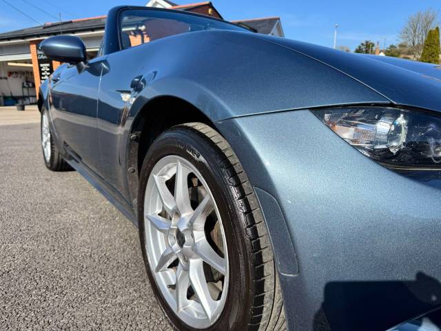 Mazda MX-5 1.5 SE-L Nav 2dr Convertible Petrol Blue