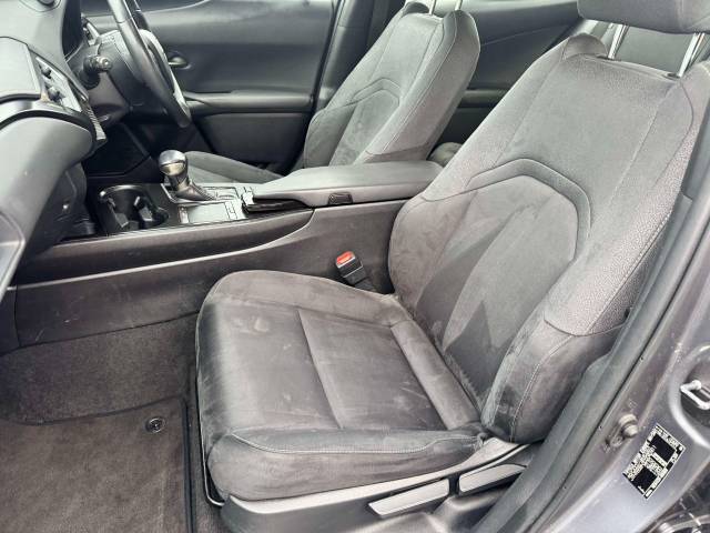 Lexus Ux 250h 2.0 5dr CVT Estate Petrol / Electric Hybrid Grey